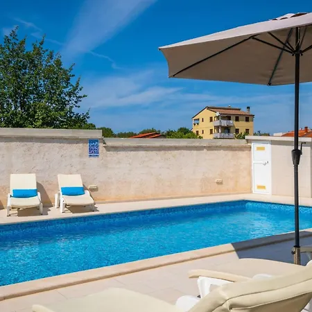 Vakantiehuis Family Nicole By Interhome *