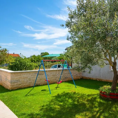 Family Nicole By Interhome