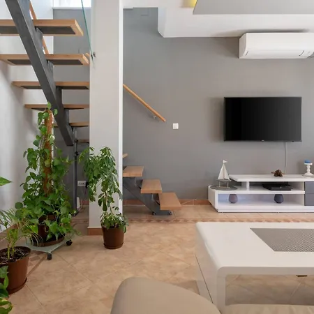 Family Nicole By Interhome Ferienhaus Pula
