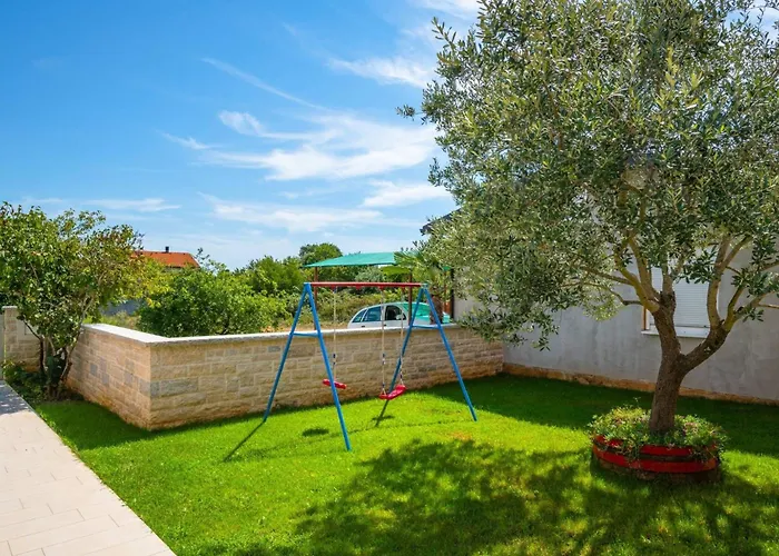 Family Nicole By Interhome